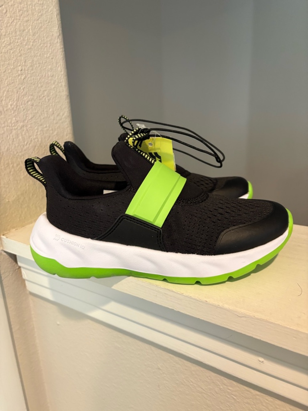 Kids' Dillon Slip-On Performance Sneakers - All In Motion Black Green Youth Sz 1 - Picture 2 of 9